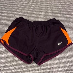 nike athletic shorts size small